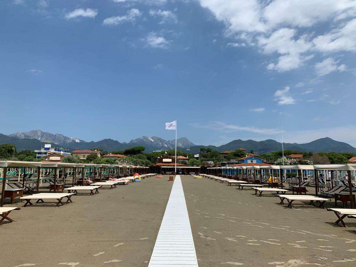 Villa Allende In Forte Dei Marmi Kültér fotó